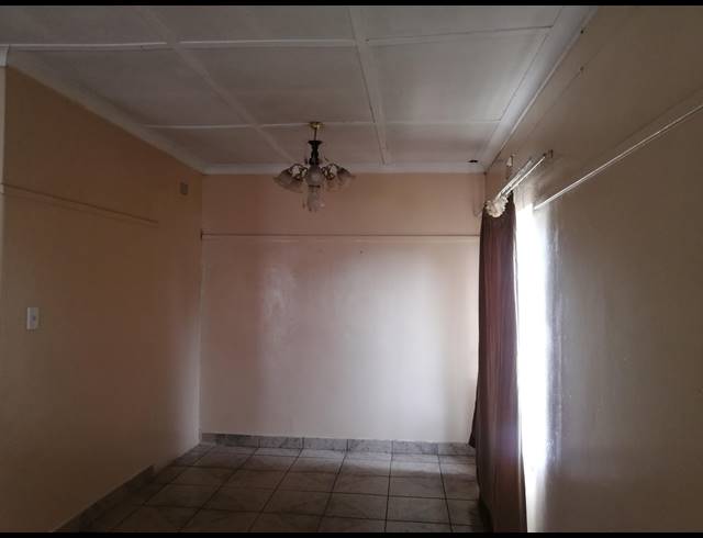 3 BEDROOM FREESTANDING SOLD IN STILFONTEIN EXT 1